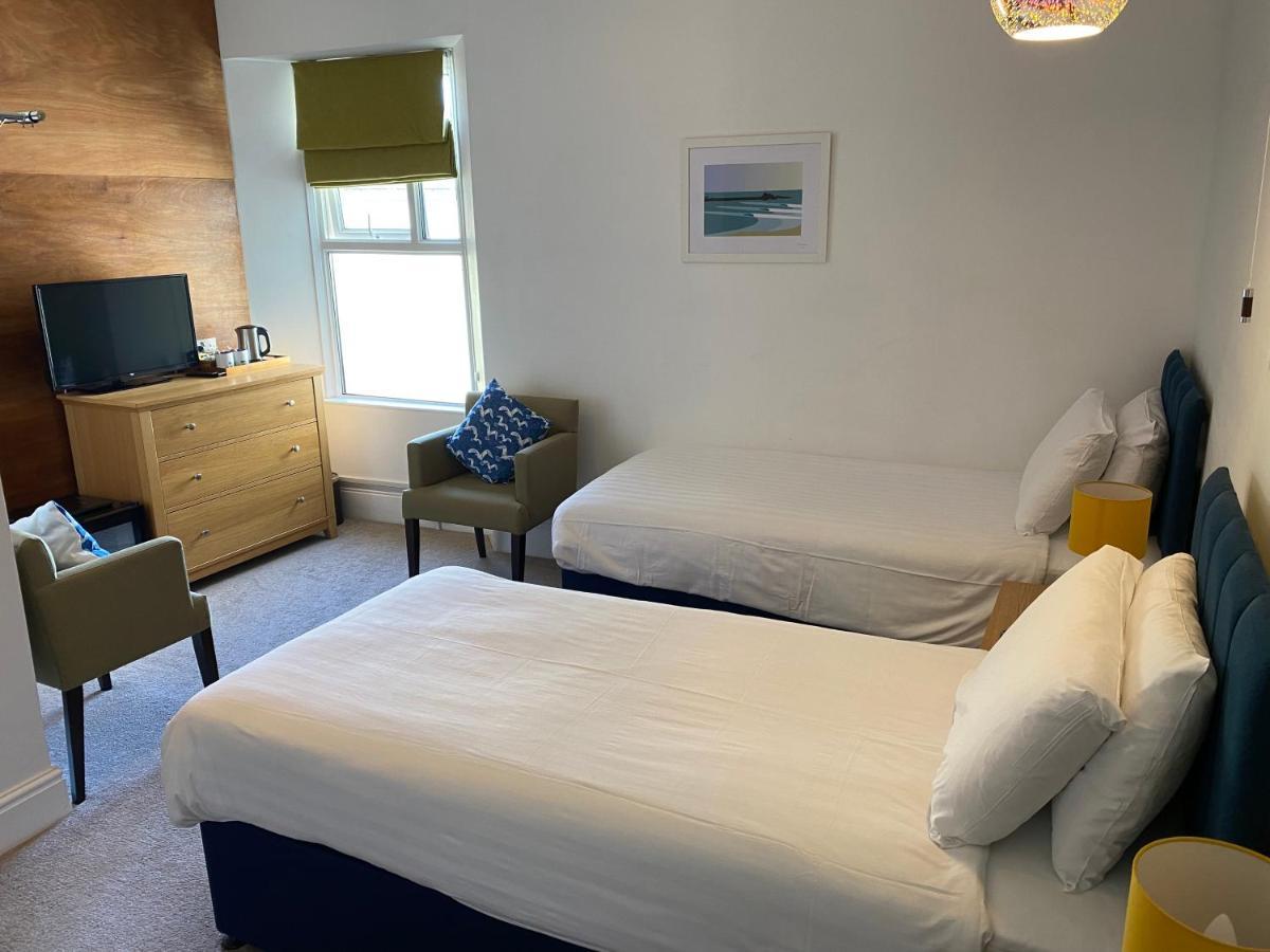 The Grosvenor Guest House Bude Bagian luar foto