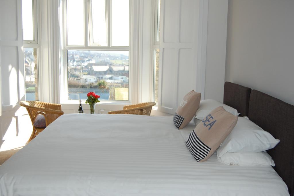 The Grosvenor Guest House Bude Bagian luar foto