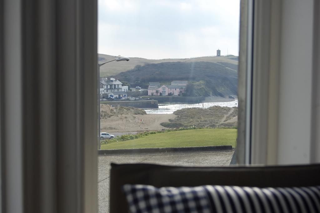 The Grosvenor Guest House Bude Bagian luar foto