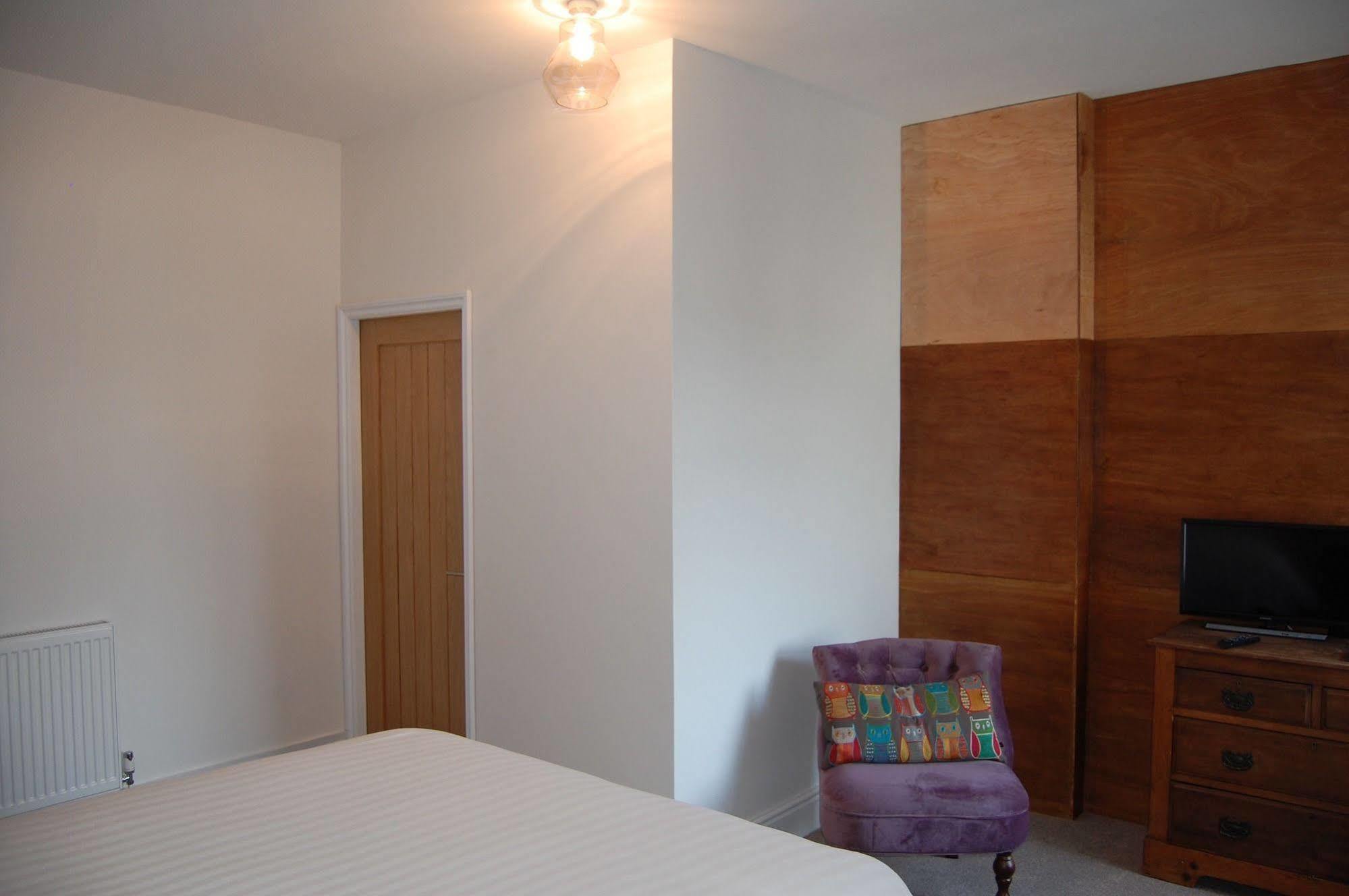The Grosvenor Guest House Bude Bagian luar foto